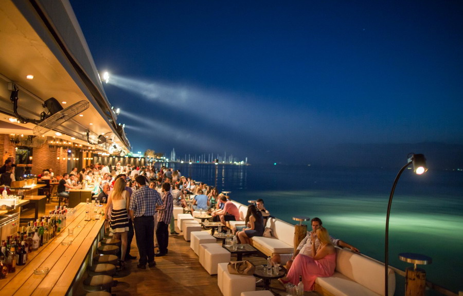  Shark  bar Thessaloniki 